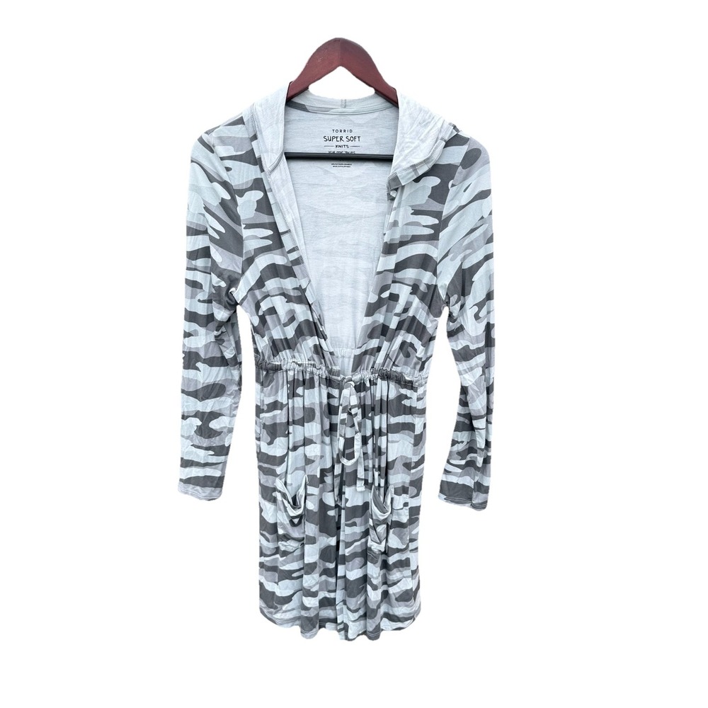 Torrid Super Soft Anorak Cardigan Hoodie Women's Sz 00 Gray Camouflage Tie Front